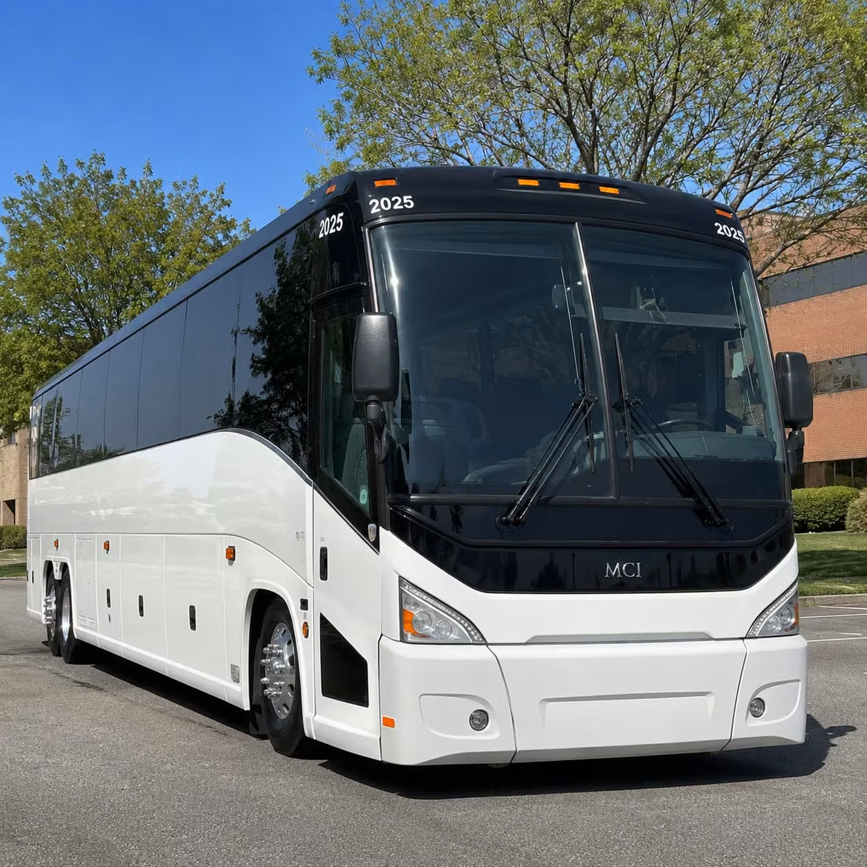 charter buses for oklahoma military ceremonies graduations and formations