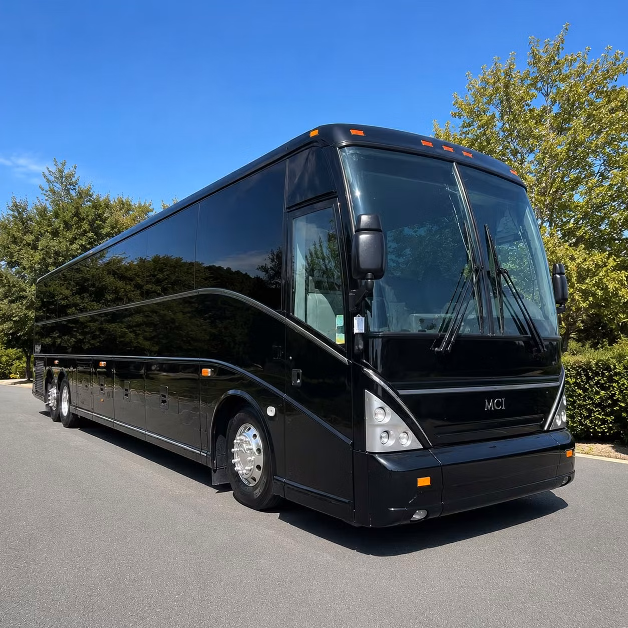 corporate shuttle services for tinker air force base contractors and employees in midwest city