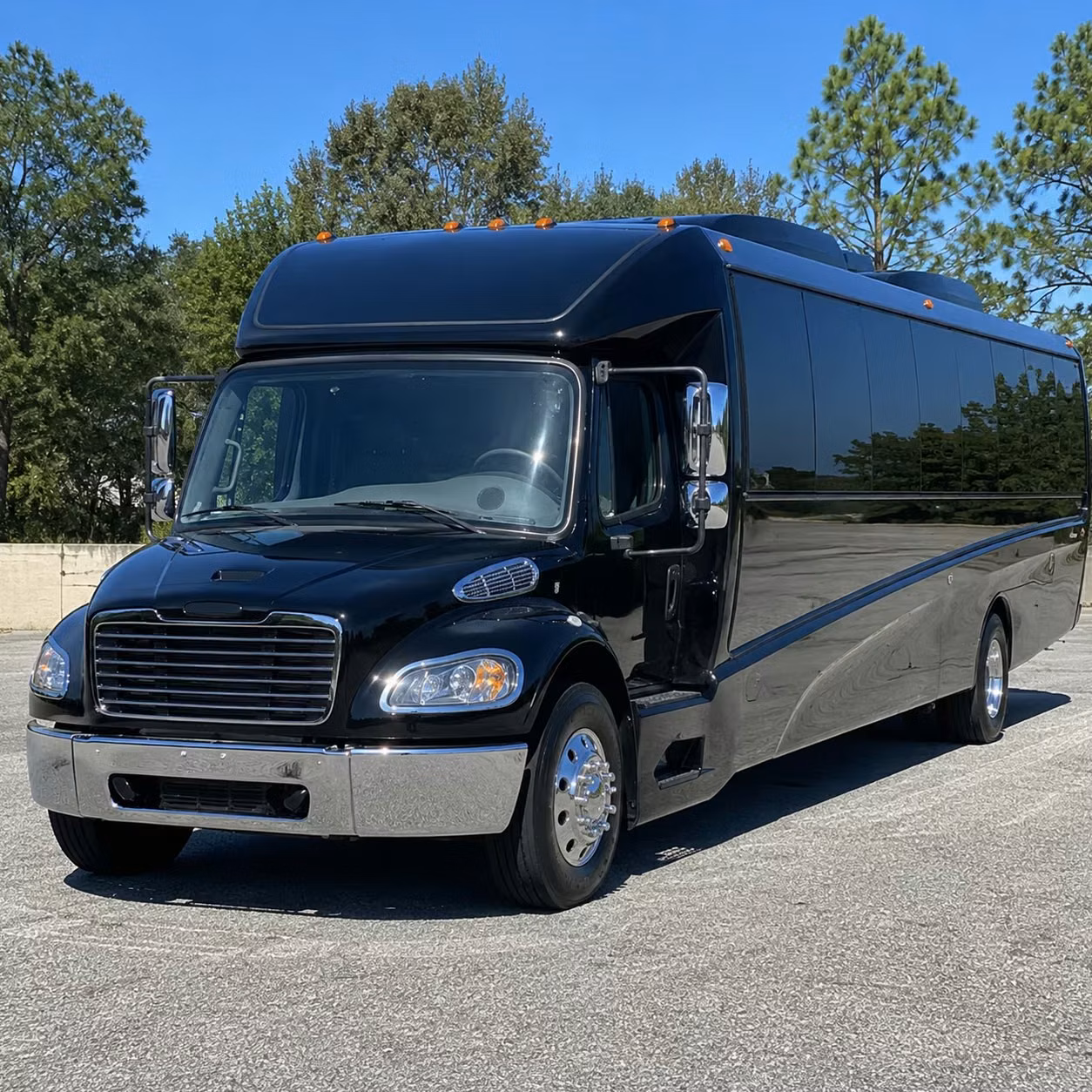 midwest city 18 passenger minibus rental